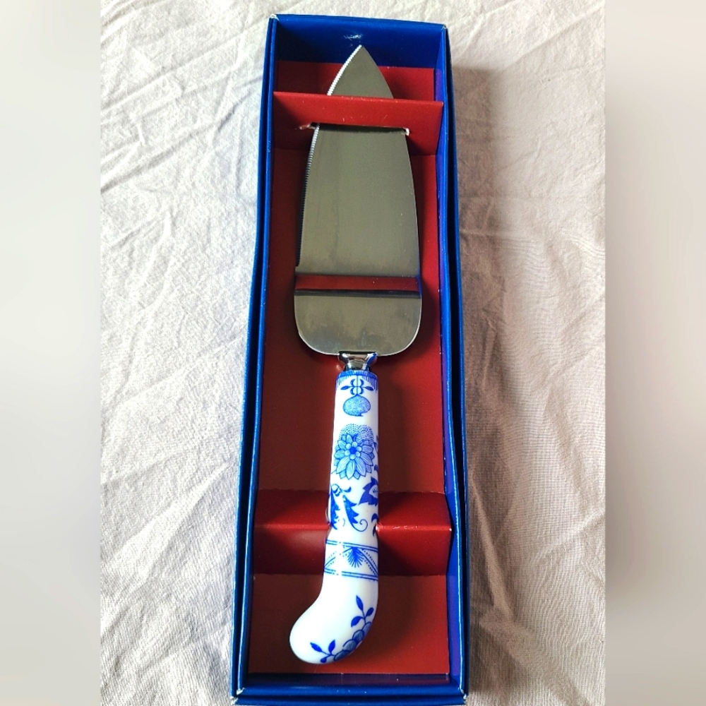 Cake Server Slicer Leonard Silver Blue White